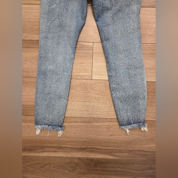 Judy Blue Los Angeles Button Fly Skinny Fit Distressed Jeans Size 32 - Picture 6 of 7